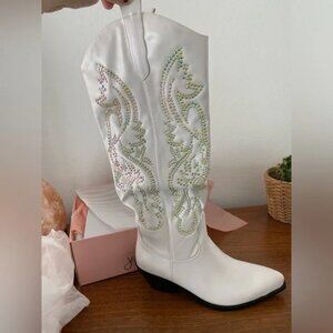OPEN TO ALL OFFERS! - Jess Lea Sparkling White Rhinestone Western Cowboy Boots